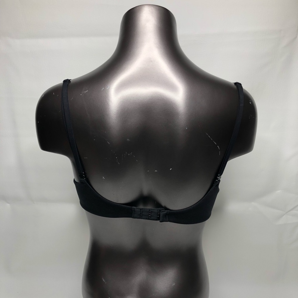 Victoria Secret Bra - Picture 2 of 4